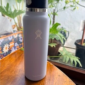 HYDRO FLASK 40 OZ WIDE MOUTH